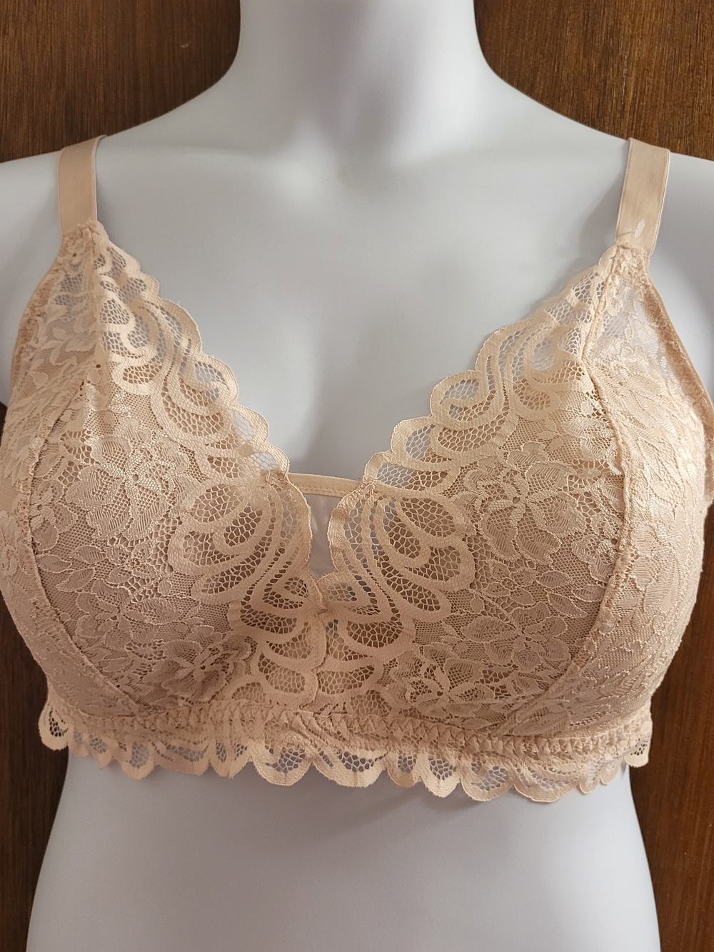 Bali Womens Beautifully You Lace Comfort Wireless Bra Cream 2XL SEE Size Chart